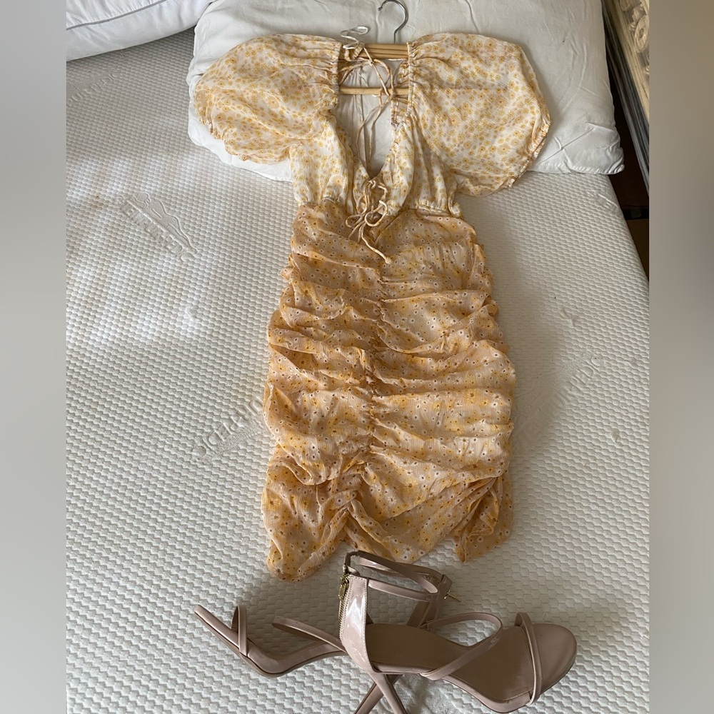 Free People Tessa Keyhole Dress Lined Yellow & White Daises Sz S